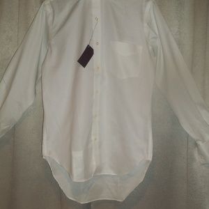 T.M. LEWIN "THE TRAVELLER" WHITE LONG SLEEVE